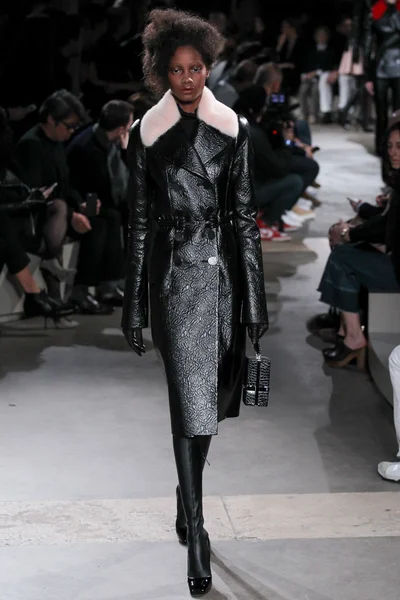 Look 6